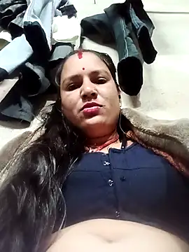 Hot hiuj online show from February 10, 8:13 pm