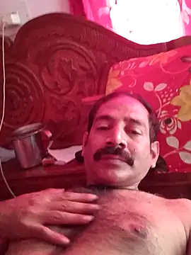 Snapshot of Mdsalu47 chatting on January 15, 6:07 am Mdsalu47 online show from January 15, 6:07 am