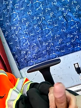 Snapshot of BotanicEntry1 chatting on March 6, 1:18 pm BotanicEntry1 online show from March 6, 1:18 pm