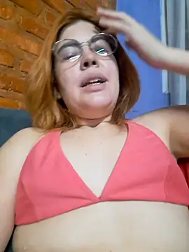 mililena1 online show from April 1, 1:06 am