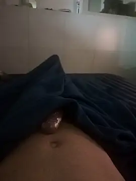 choocoolate online show from April 4, 4:44 am