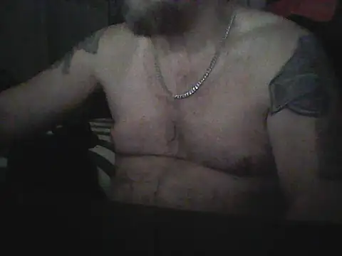 Snapshot of loudandproud chatting on June 24, 12:53 am loudandproud online show from June 24, 12:53 am