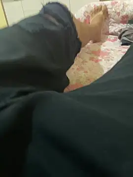 Snapshot of novinhode19yy chatting on February 8, 7:17 pm novinhode19yy online show from February 8, 7:17 pm