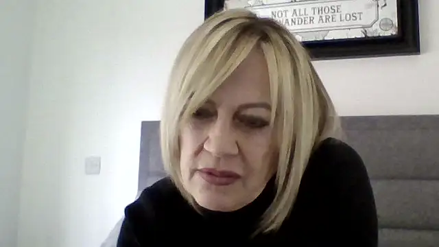 Snapshot of Milfshake227 chatting on March 26, 5:40 pm Milfshake227 online show from March 26, 5:40 pm