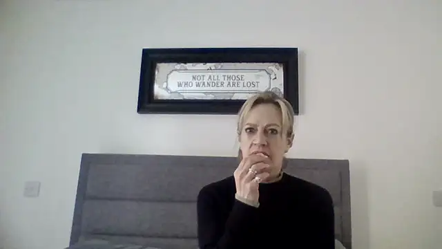 Snapshot of Milfshake227 chatting on March 30, 5:25 pm Milfshake227 online show from March 30, 5:25 pm