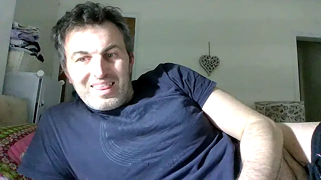 Hakfin666 online show from May 9, 10:37 pm