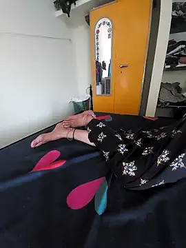 Lovelygirl05 online show from February 13, 5:36 am