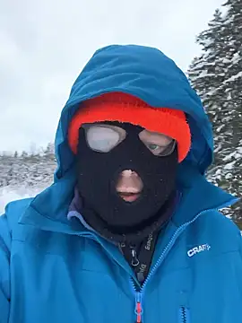 Snapshot of Herr_Snusk chatting on January 8, 2:19 pm Herr Snusk online show from January 8, 2:19 pm