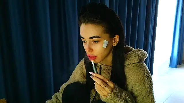 Vlada Elfie online show from April 5, 8:22 am