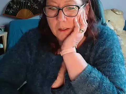 Snapshot of xmyriamx chatting on March 7, 9:28 am xmyriamx online show from March 7, 9:28 am