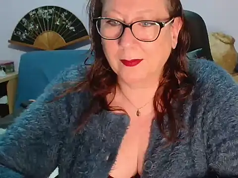 Snapshot of xmyriamx chatting on March 8, 9:24 am xmyriamx online show from March 8, 9:24 am