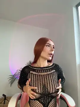 alesziarose  online show from May 12, 9:34 pm