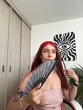 alesziarose  online show from June 21, 9:06 pm