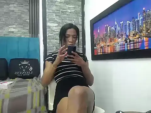 Esmeralda hot5 online show from January 31, 9:13 pm