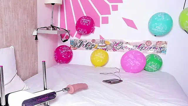 Snapshot of miiaa_m1 chatting on March 31, 7:25 pm miiaa m1 online show from March 31, 7:25 pm