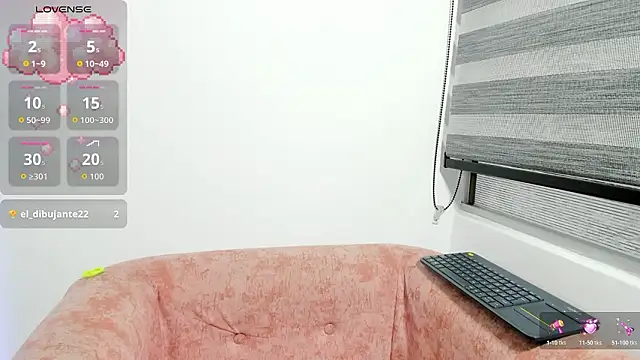 Snapshot of little_dolly3 chatting on March 28, 11:21 am little dolly3 online show from March 28, 11:21 am