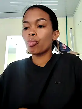 shenna brunette online show from March 26, 5:29 pm