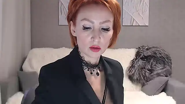 Snapshot of Miss_RedFoxy chatting on March 3, 3:23 am Miss RedFoxy online show from March 3, 3:23 am