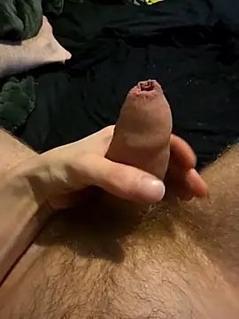 Snapshot of dracoredemon chatting on February 23, 9:39 am dracoredemon online show from February 23, 9:39 am