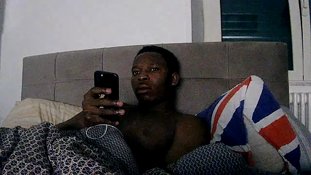 Snapshot of Bigchocco chatting on March 7, 11:24 pm Bigchocco online show from March 7, 11:24 pm