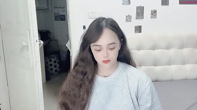 sunny-ly online show from May 22, 6:13 pm