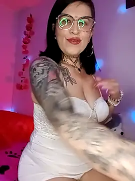 Casandramillf online show from March 19, 7:40 pm