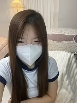  xiaoxinxin  online show from April 24, 2:30 pm