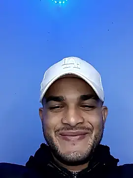 Snapshot of Fernandocj_ chatting on January 17, 5:45 am Fernandocj online show from January 17, 5:45 am