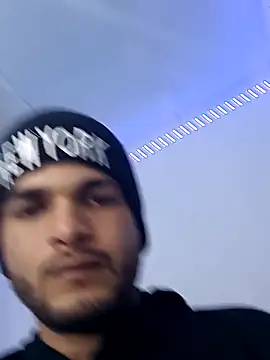 Snapshot of Fernandocj_ chatting on February 3, 2:53 am Fernandocj online show from February 3, 2:53 am