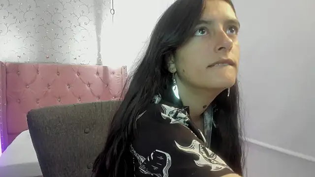 Snapshot of neujuuken1 chatting on January 8, 7:05 pm neujuuken1 online show from January 8, 7:05 pm