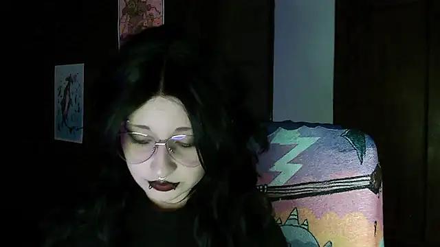 Snapshot of Aoidandelion chatting on January 17, 11:08 pm Aoidandelion online show from January 17, 11:08 pm