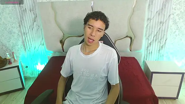 Zayn tay online show from February 4, 3:12 am