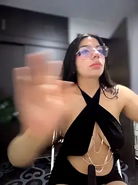 Snapshot of ShyDesireXXX chatting on February 23, 9:34 pm ShyDesireXXX online show from February 23, 9:34 pm