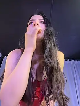 Snapshot of ShyDesireXXX chatting on March 13, 5:25 am ShyDesireXXX online show from March 13, 5:25 am