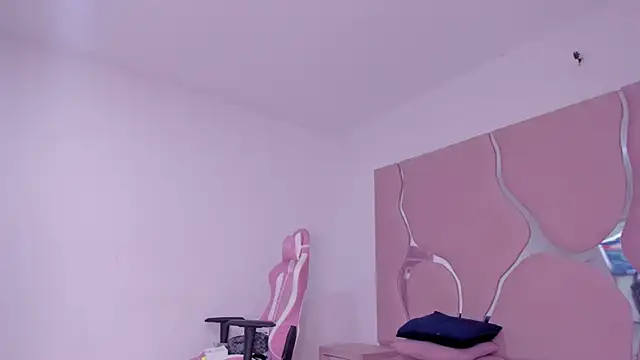 sharithasm online show from February 26, 8:08 pm