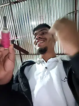 Snapshot of RAKIB5676 chatting on February 1, 1:31 pm RAKIB5676 online show from February 1, 1:31 pm