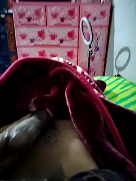 Snapshot of RAKIB5676 chatting on February 6, 1:32 am RAKIB5676 online show from February 6, 1:32 am