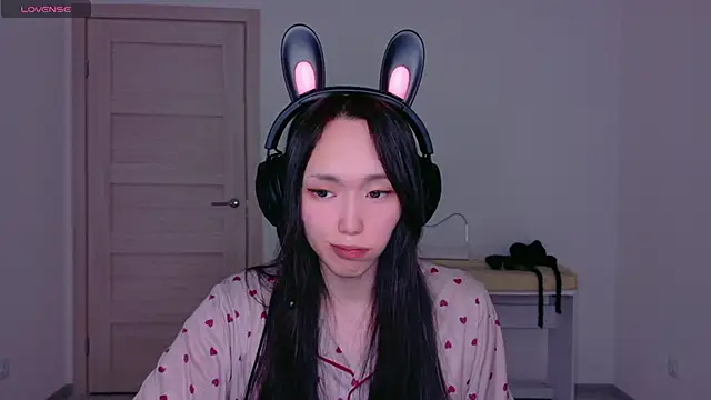 Snapshot of ChosenChampionofSlaanesh chatting on February 6, 12:48 am ChosenChampionofSlaanesh online show from February 6, 12:48 am