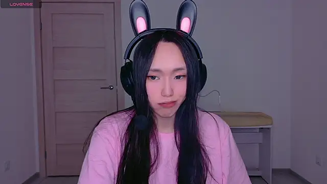 Snapshot of ChosenChampionofSlaanesh chatting on February 14, 6:26 pm ChosenChampionofSlaanesh online show from February 14, 6:26 pm