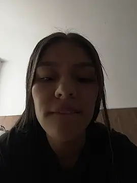 Snapshot of TaylorrHill chatting on May 1, 8:02 pm TaylorrHill online show from May 1, 8:02 pm