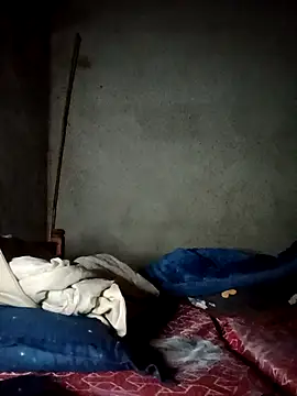 alycen online show from February 11, 7:30 pm