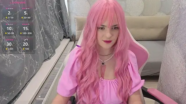 Snapshot of Mistress-Stella chatting on March 8, 11:25 am Mistress-Stella online show from March 8, 11:25 am