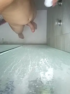 Snapshot of andreslo2026 chatting on February 22, 10:30 pm andreslo2026 online show from February 22, 10:30 pm