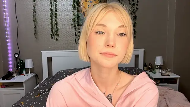 LlsabethHaze online show from January 31, 7:11 pm