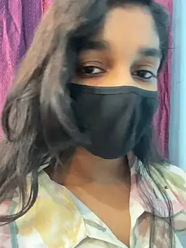 HotxAnamika online show from February 21, 9:10 am