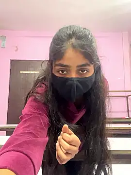 Snapshot of HotxMuskan chatting on January 8, 10:06 am HotxMuskan online show from January 8, 10:06 am