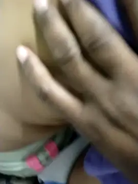 hotcouplenew online show from March 12, 6:25 pm