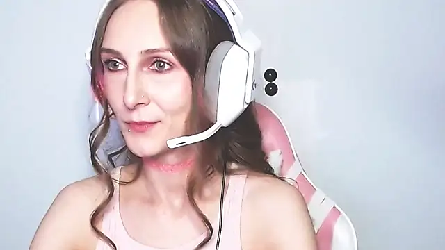 Snapshot of Sokavine chatting on April 1, 10:18 pm Sokavine online show from April 1, 10:18 pm