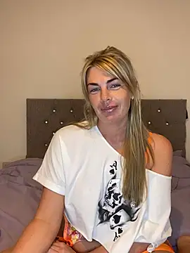 Scarlett the girlnextdoor online show from May 11, 8:17 pm