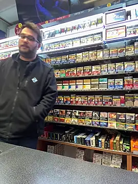 Dominic2295 online show from February 6, 5:01 am